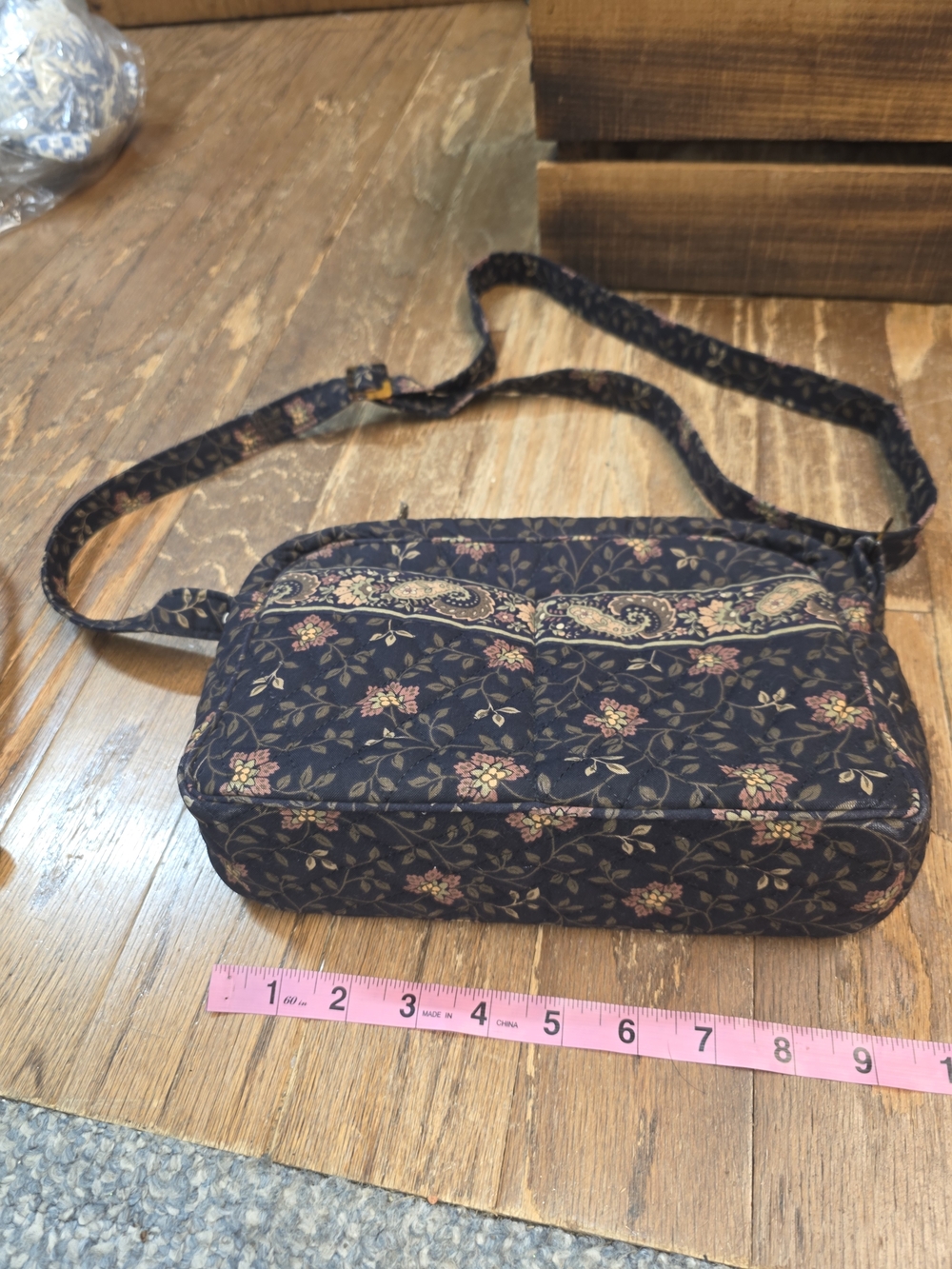 5 Pc Vera Bradley Black Walnut Set - Picture 9 of 11